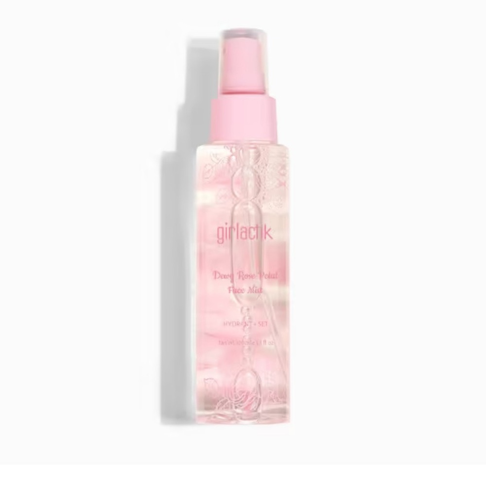 BNWT Girlactik rose setting spray 🌸💗🌺